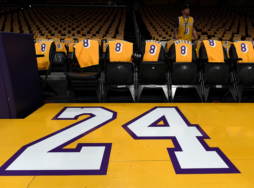 Lakers Game, Kobe Bryant Tribute